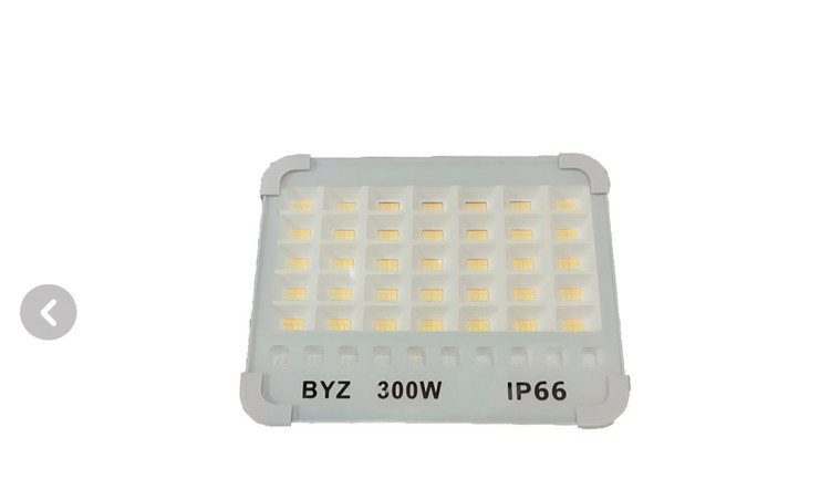 پروژکتور شارژی 300 وات سولار با 6 باتری شارژیBYZ