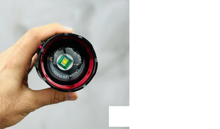 چراغ قوه بسیار قوی زوم دار اسمال سان مدل ZY-W532طبیعتگردی، کوهنوردی، شکار و عشایر ودامداری
